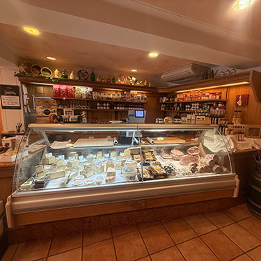 Laden-Impressionen von Barletta Feinkost und Vinothek in Seligenstadt